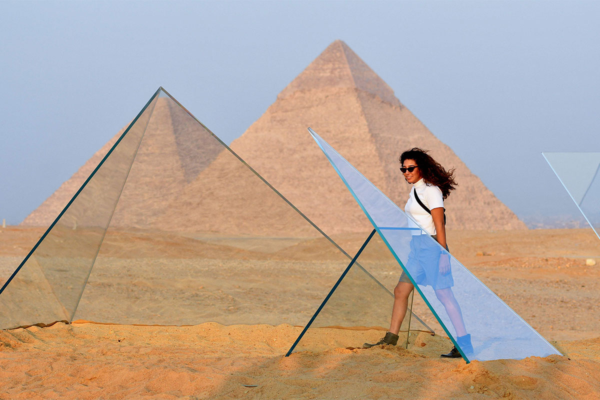 A Spanish Woman Debunks The Myth Of The Pyramids: This Is The Reality That Is Not Seen On Social Media