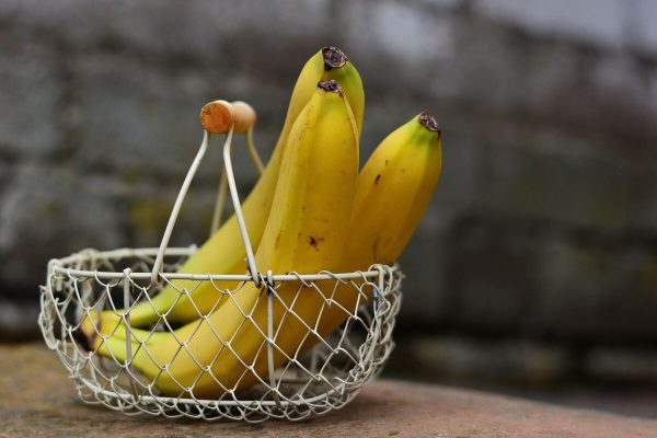Your Bananas Will Stay Yellow And Fresh For 16 Days With This Innovative Storage Trick That Anyone Can Do.