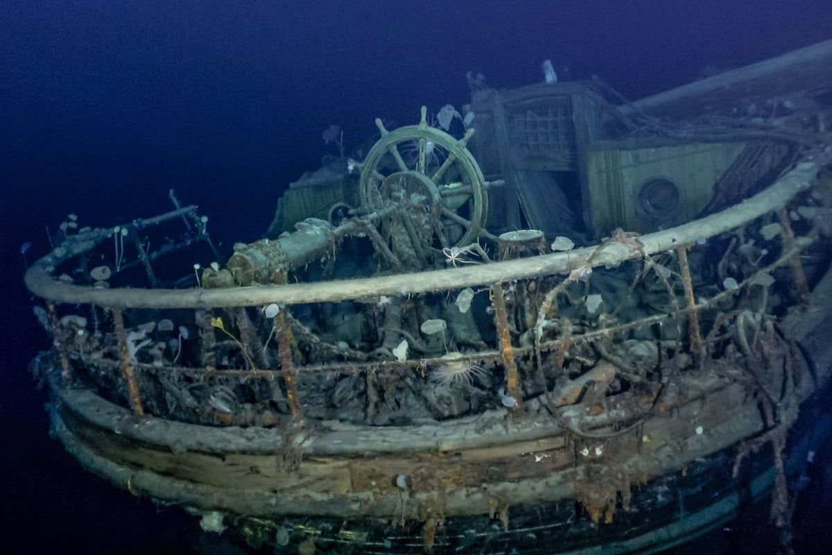 Archaeologists Amazed By The Fabulous State Of Preservation Of A Ship That Sank 2,000 Years Ago