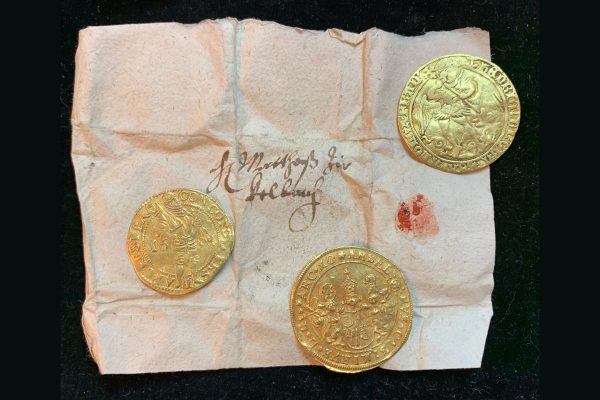 Discovery Of The Century | Tons Of Gold Coins And Statues Unearthed: Only One Country Has Rights To Them