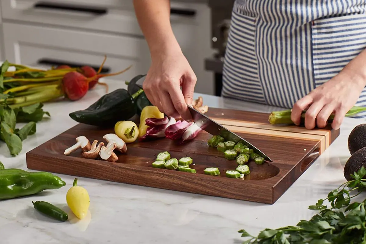 Stop Ruining Your Chopping Board: This Maintenance Ritual Will Keep It Looking Like New For Years!