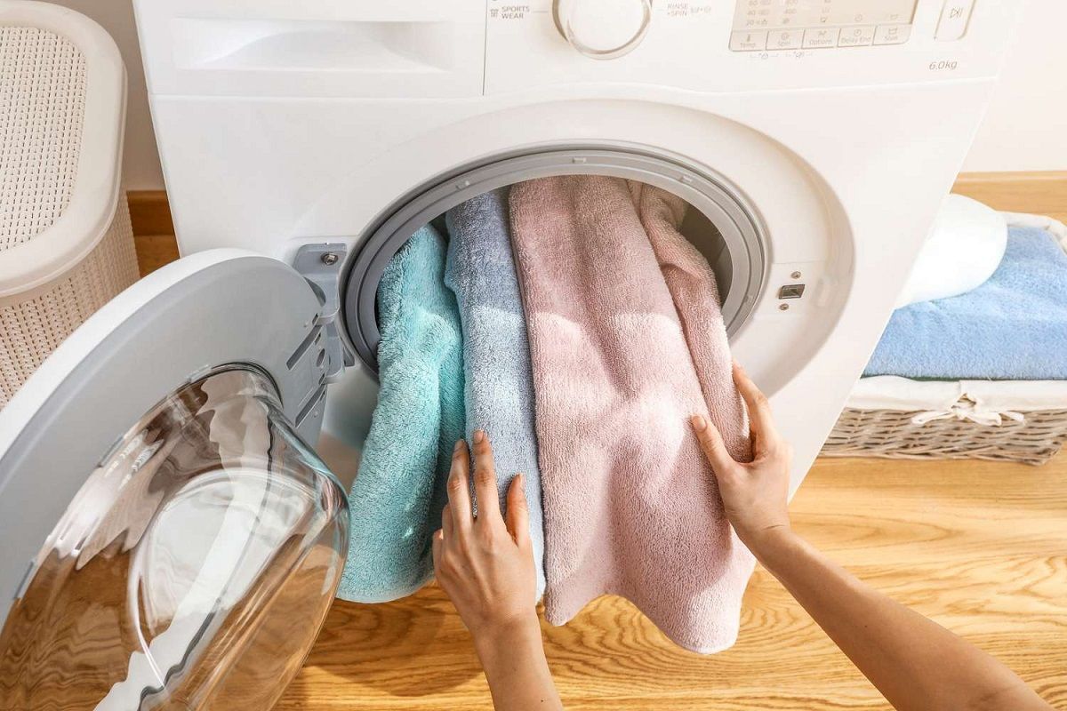 How Often Should You Really Wash Your Towels To Ensure Impeccable Hygiene? We Finally Have The Answer