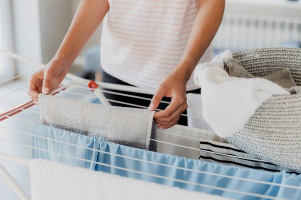 How To Dry Clothes To Prevent Bad Odours: The Trick Of Putting A Towel In The Dryer To Make Them Smell Clean